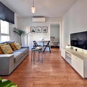Rent4 Soleil Apartamento Málaga